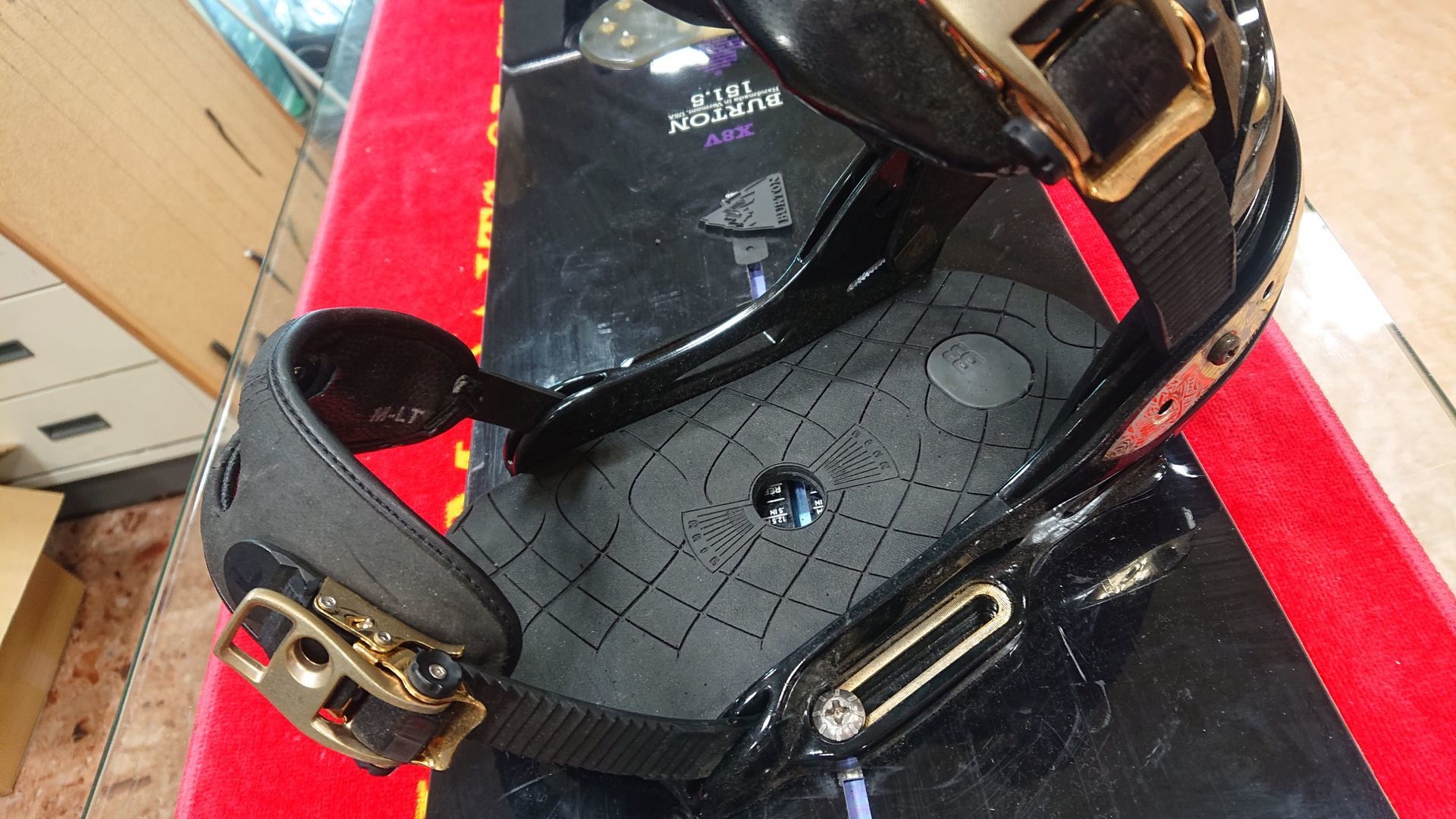 Burton C60 M バートンバインレア